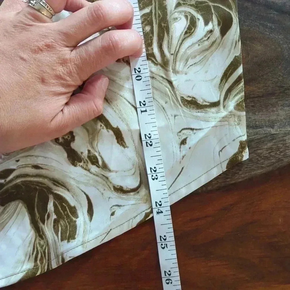 Eliane Rose women's button down long sleeve shirt - Picture 7 of 8